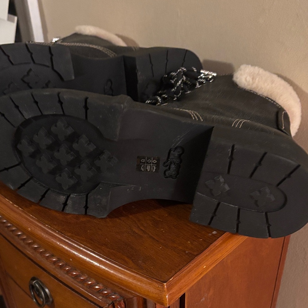 Coach Black Fur-Trim Boots 9.5B - Picture 3 of 6